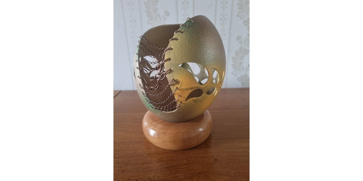 Oeuf enchainé