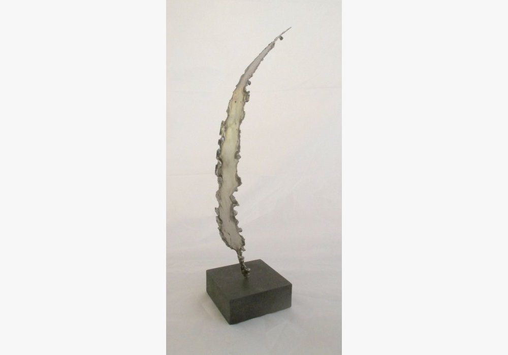 sculpture inox socle bois