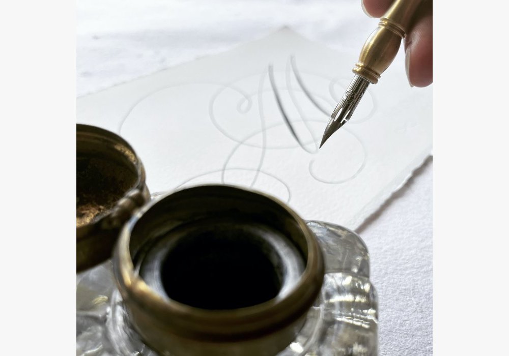 Geste, calligraphie à la plume