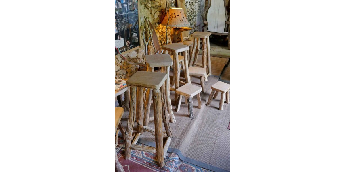 TABOURETS