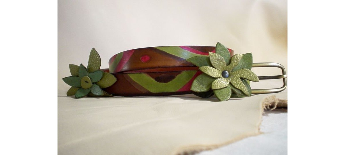 ceinture fleurs vertes 