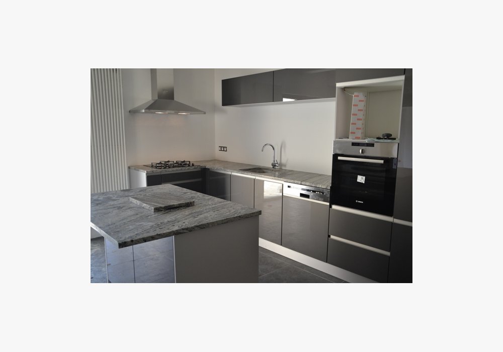 Cuisine en granit Piracema