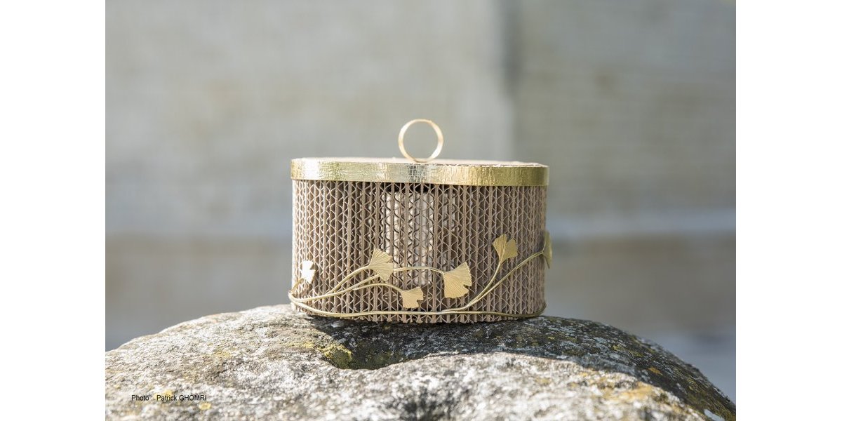 Quand le carton se parle de laiton ... Quand le laiton s’empare du carton - Collaboration avec M.Copet 