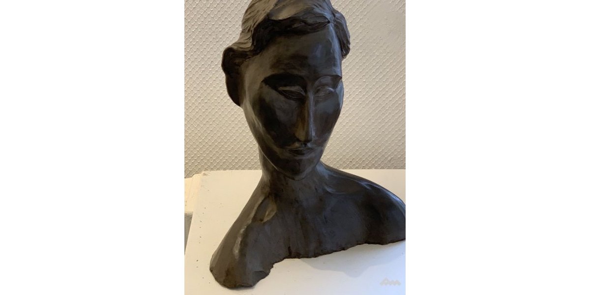 Sculpture Hanka (Zborovska, argile) - Andernos