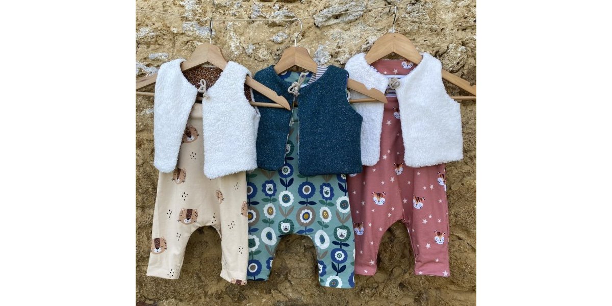 Salopette enfant évolutive et gilet assorti