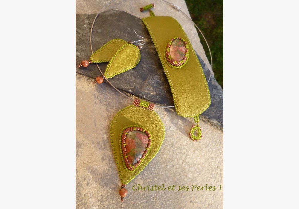 Parure cuir et Unakite