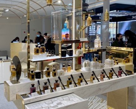 Mosaique au sol Guerlain Samaritaine Paris