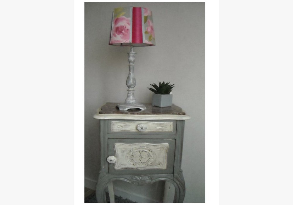 Table de nuit 