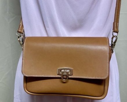 Sac en cuir lisse fauve