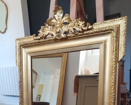Miroir Louis XIV doré à la feuille