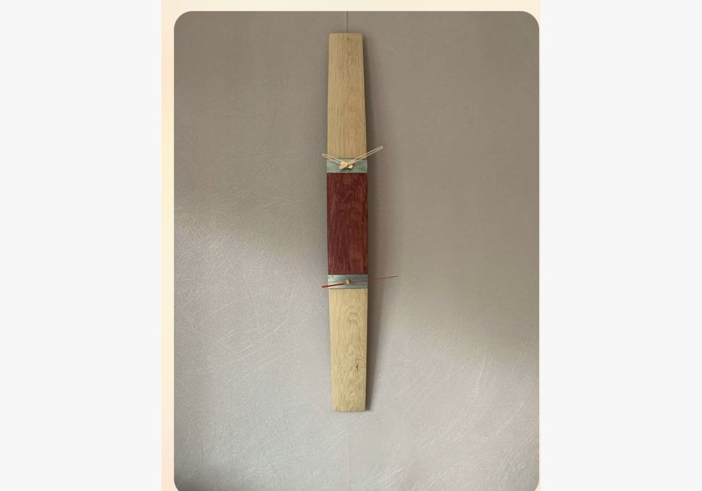 horloge en douelle (lame)de barrique  trotteuse dissociée des heures 