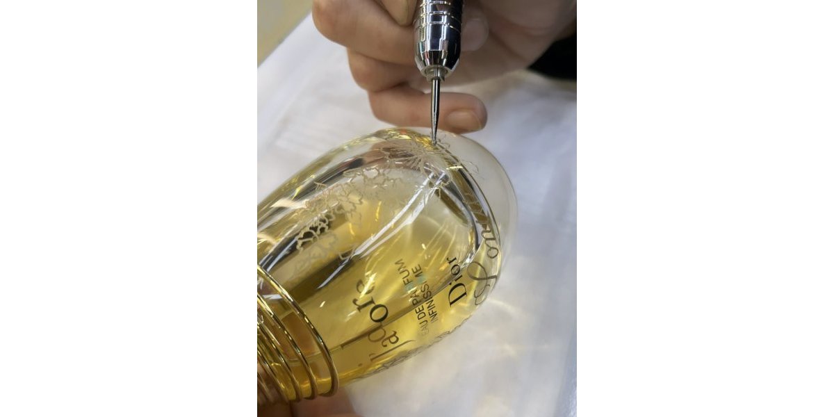 Gravure en parfumerie