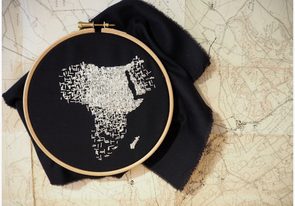 Broderie métallique