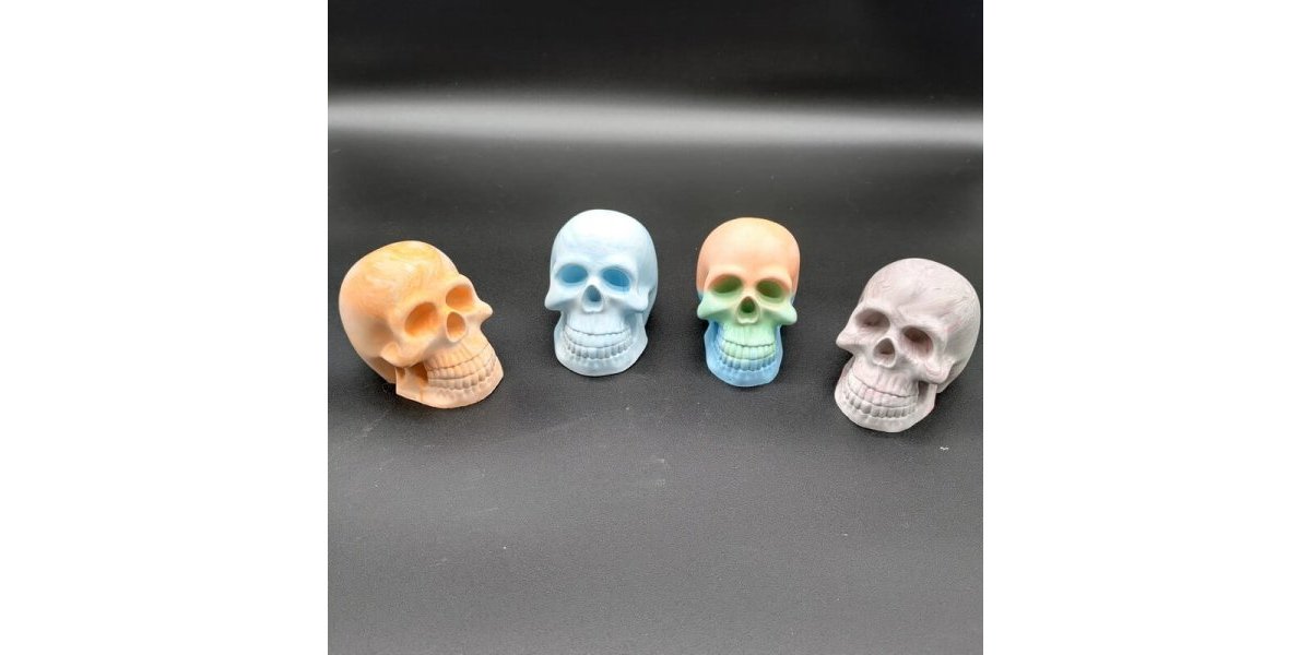 Skull en résine minérale