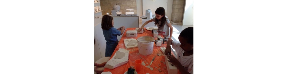 OEUVRE DE PORCELAINE