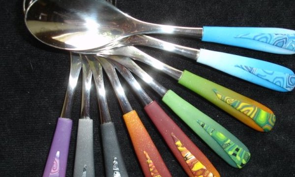Couverts en pâte polymère