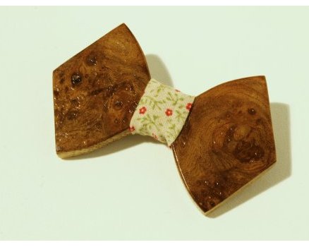 broche en marqueterie et tissus japonais