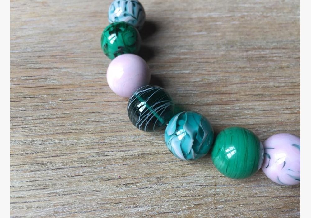 Perles en verre de Murano façonnées à la main