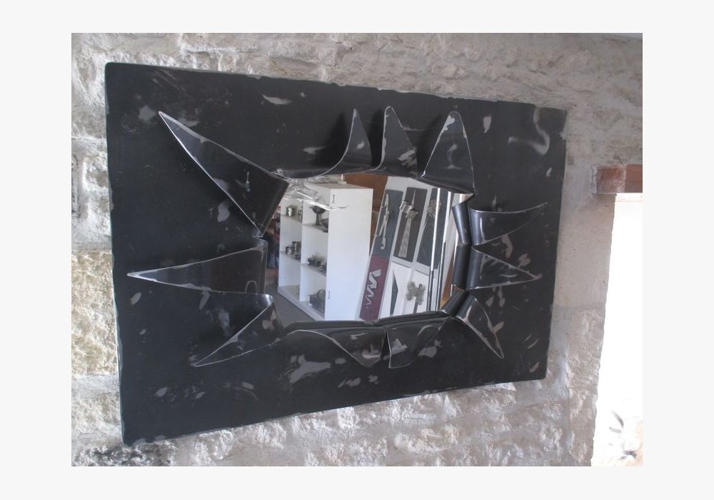 miroir en acier verni