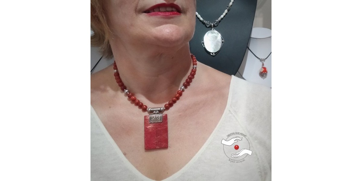 Collier en gorgone 