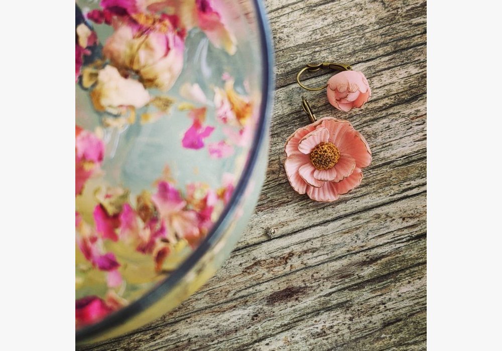Fleurir des oreilles