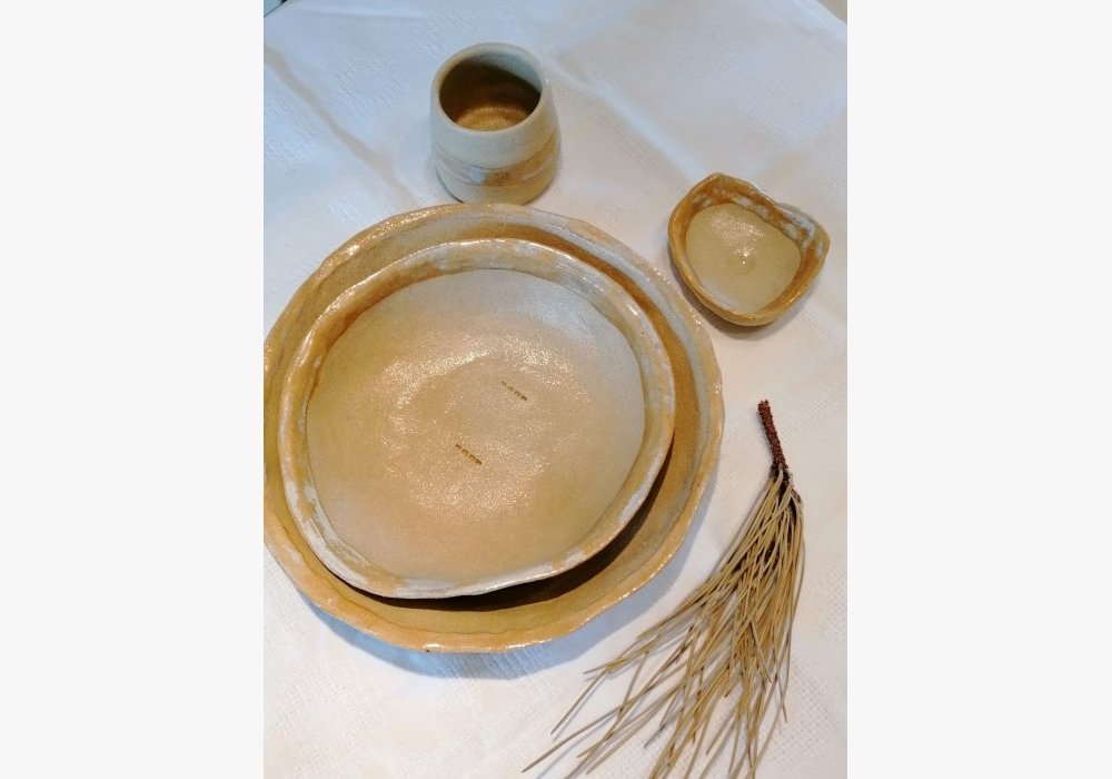 Assiettes en grès du médoc