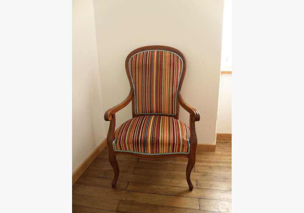 fauteuil tissu rayé multicolore