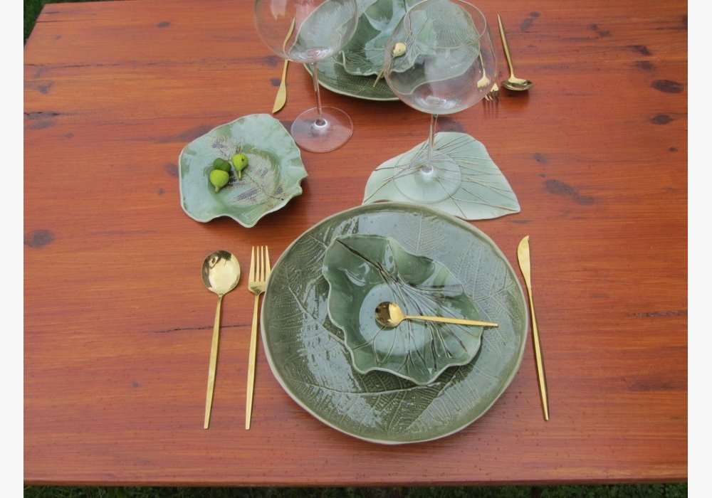 Assiette impression fougère, coupelle dessert 