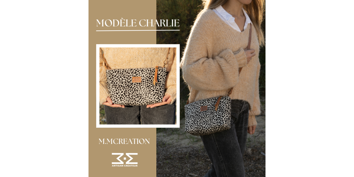 Modèle Charlie réalisé en cuir poils imprimé guépard 