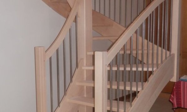 Escalier deux quart tournant