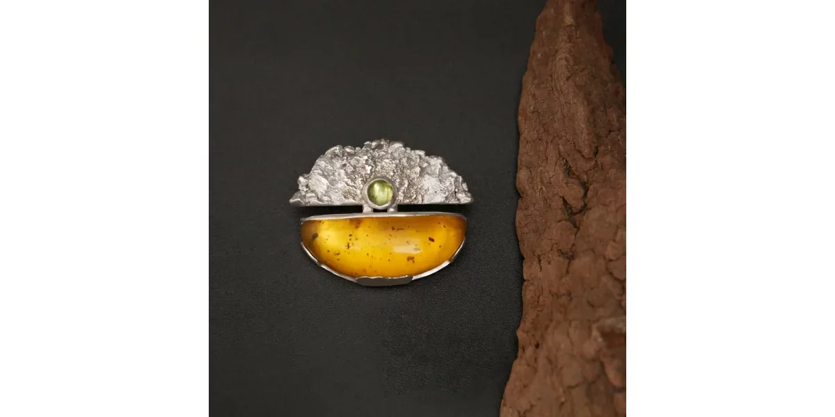 Pendentif en argent, péridot et ambre naturelle