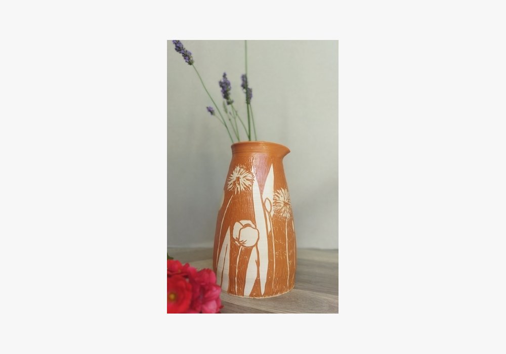 Vase sgraffito
