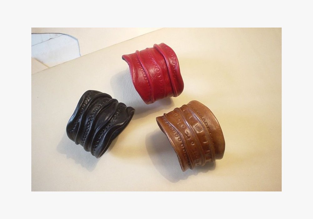 bracelets cuir  sculptés